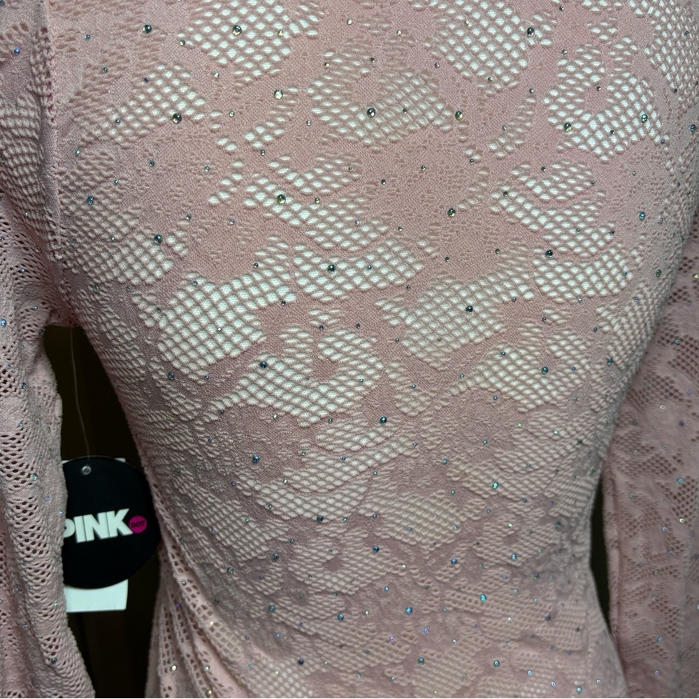 “Pink Dot” Rhinestone Embellished Mesh-like Top in pink. NWT Size Large - Picture 5 of 6